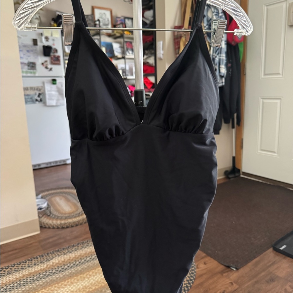 Cupshe Black Women Swim One Piece
